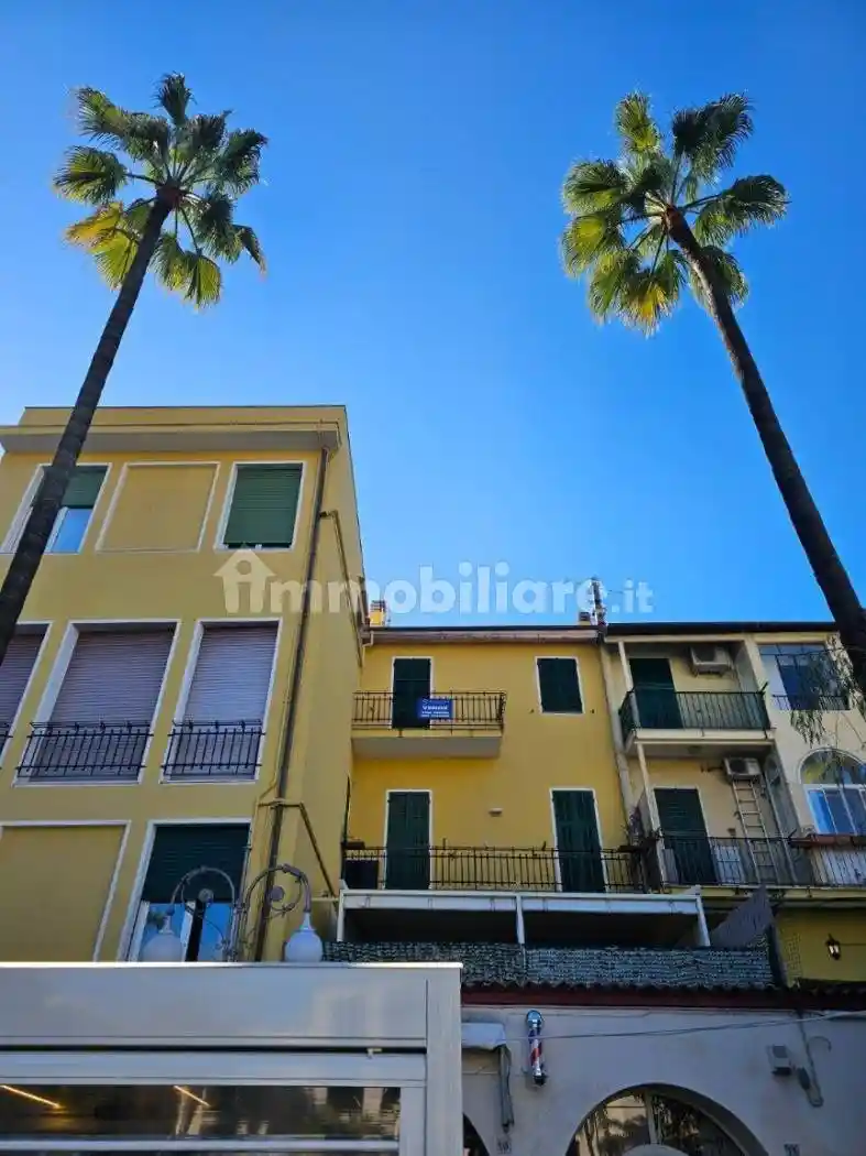Appartamento in vendita a Bordighera