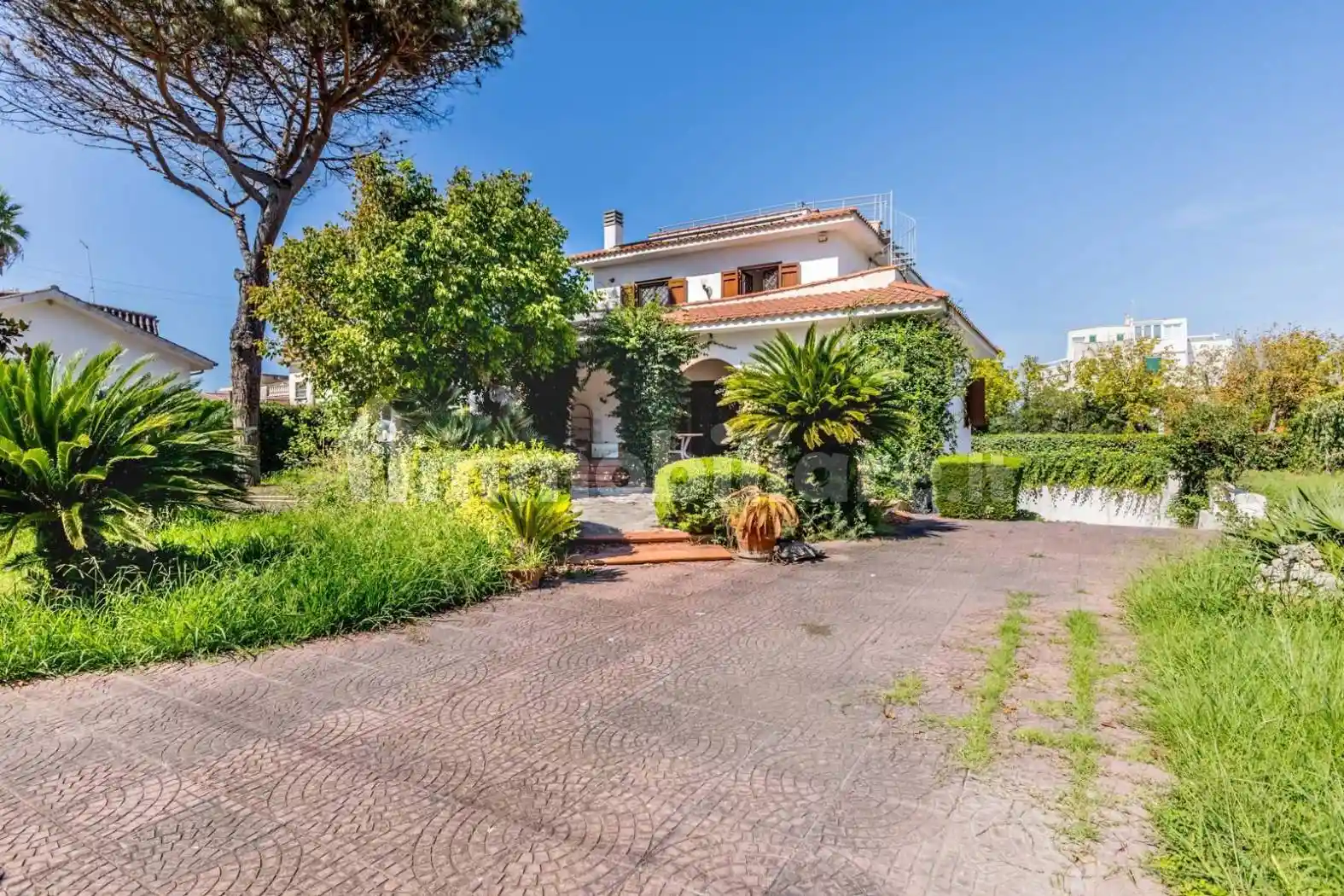 Villa in vendita a Pomezia