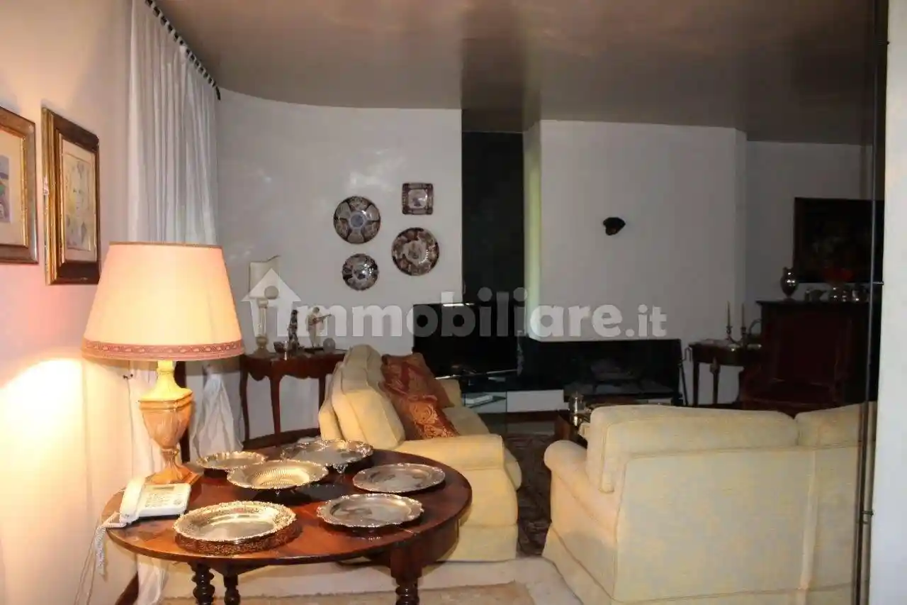 Villetta a schiera in vendita a Carrara