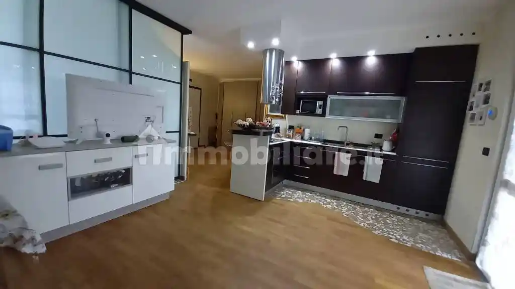 Appartamento in vendita a Pregnana Milanese