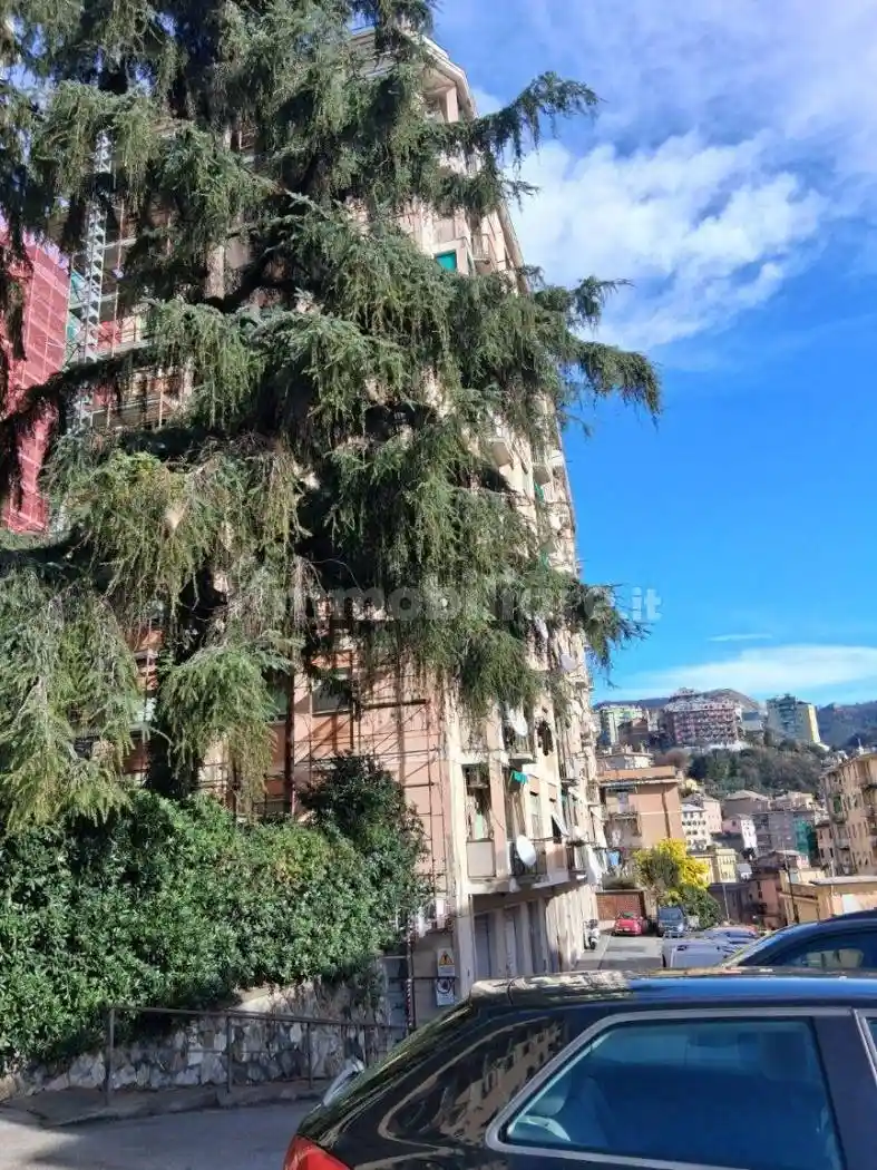 Appartamento in vendita a Genova