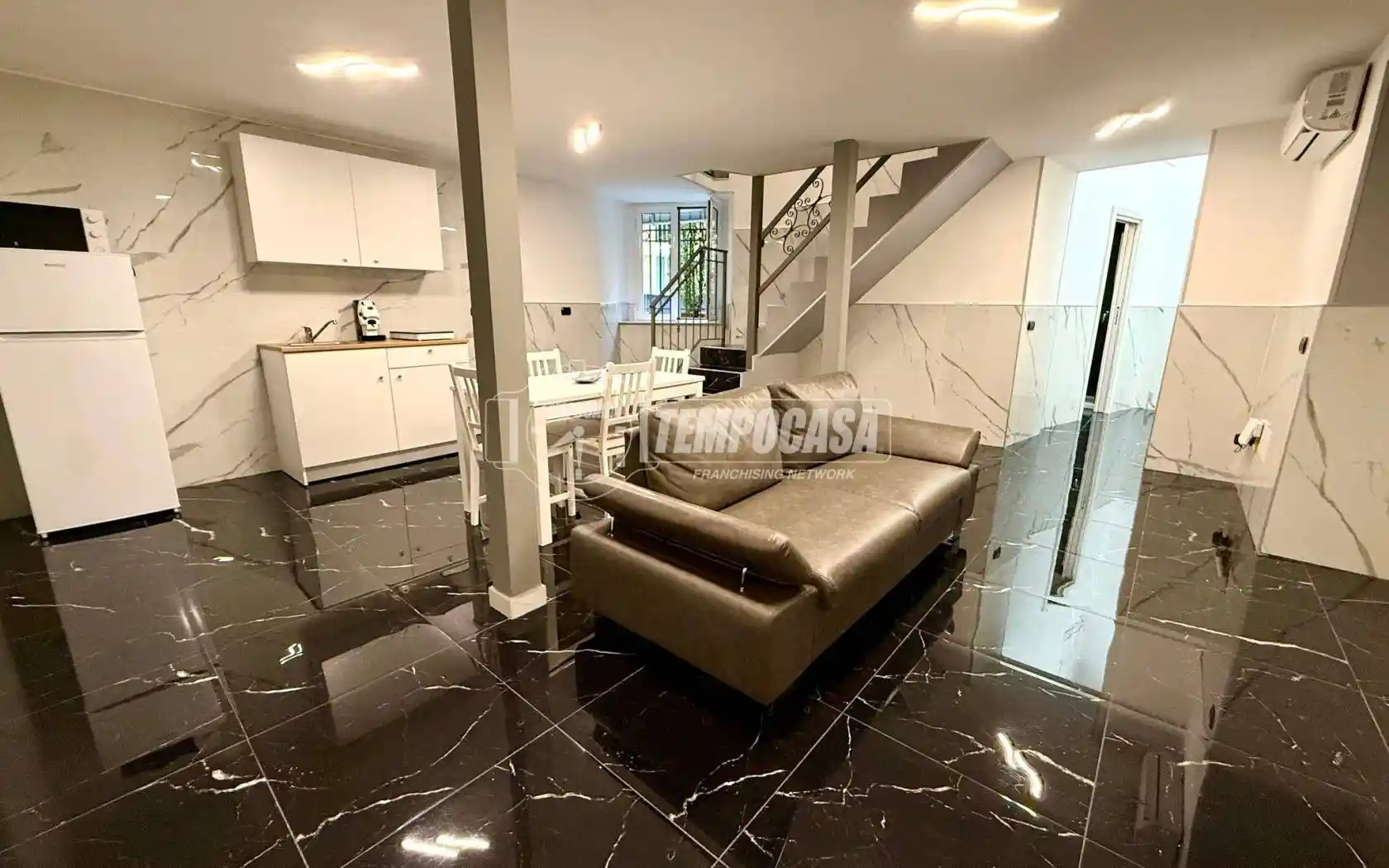 Appartamento in affitto a Napoli