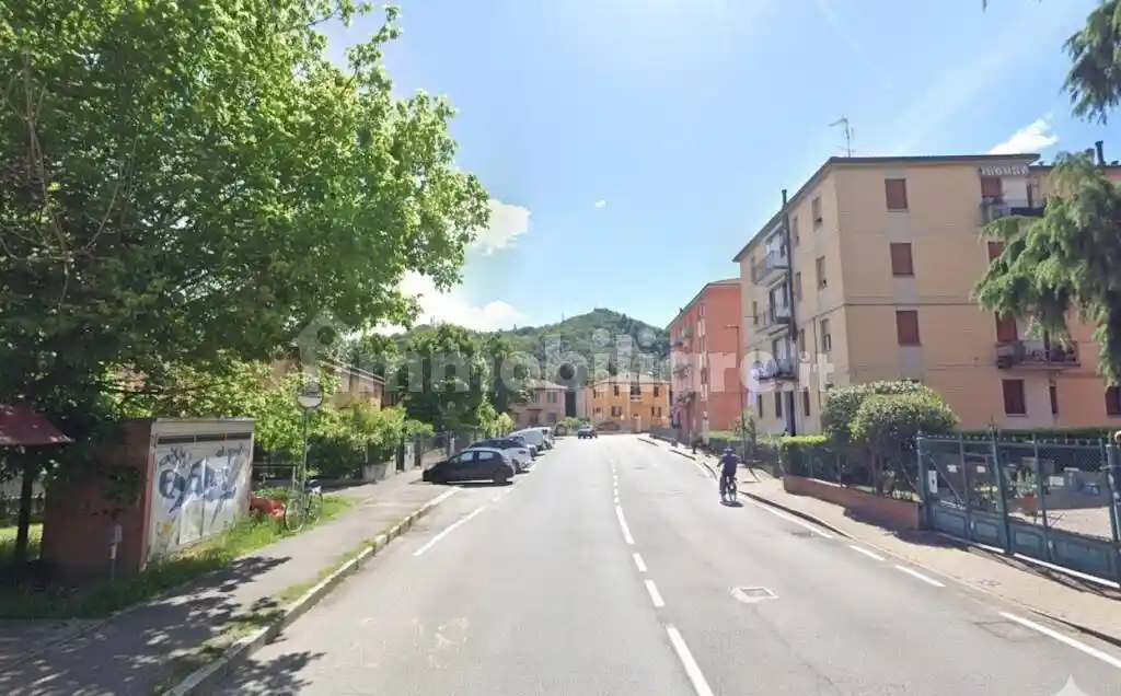 Appartamento in vendita a Casalecchio di Reno