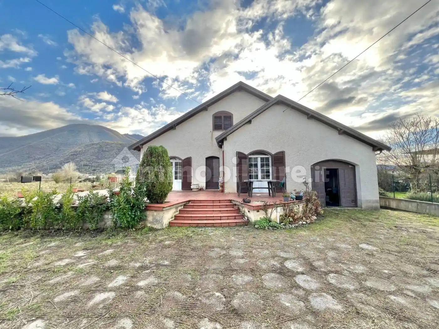 Villa in vendita a Atina