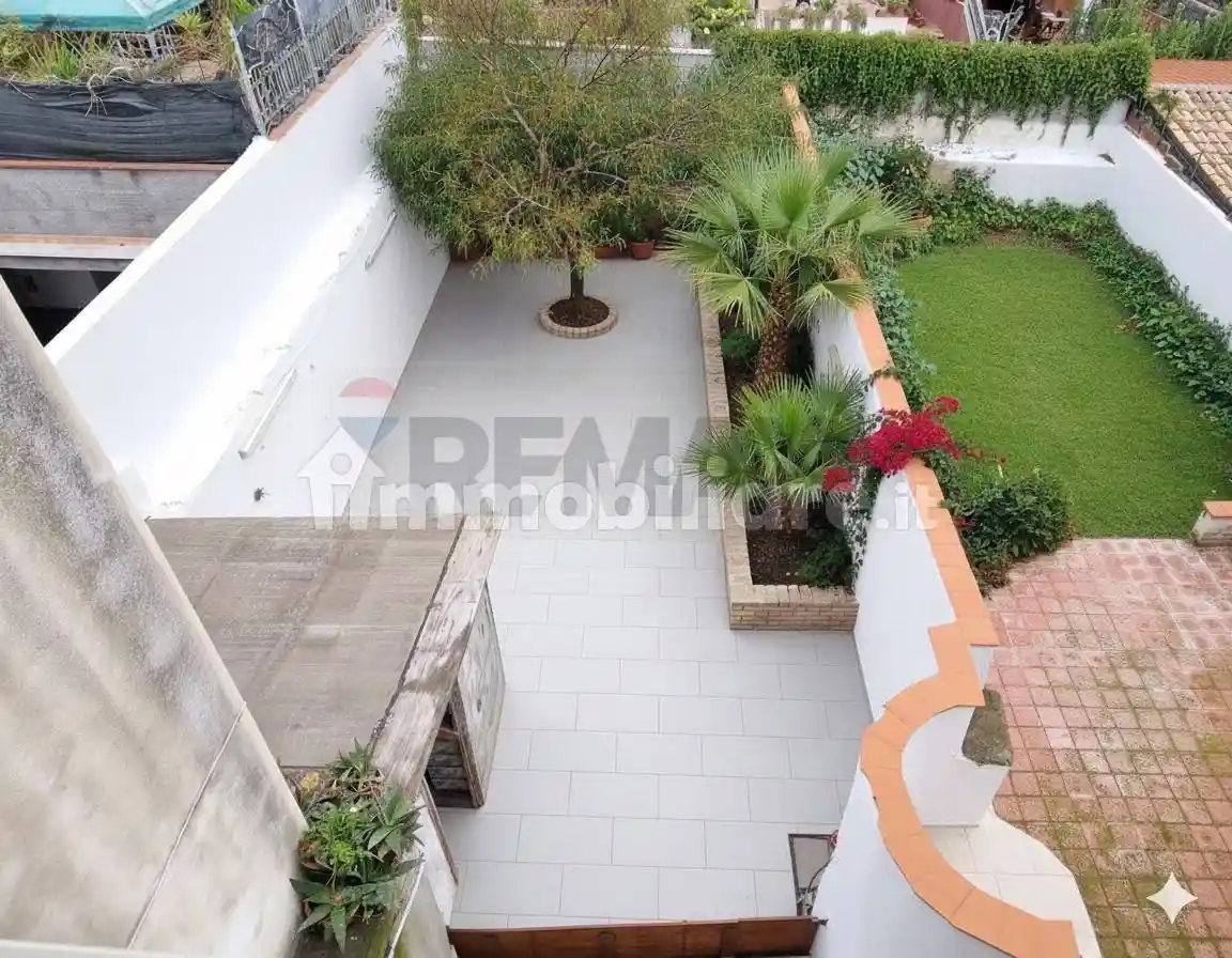 Casa indipendente in vendita a Catania