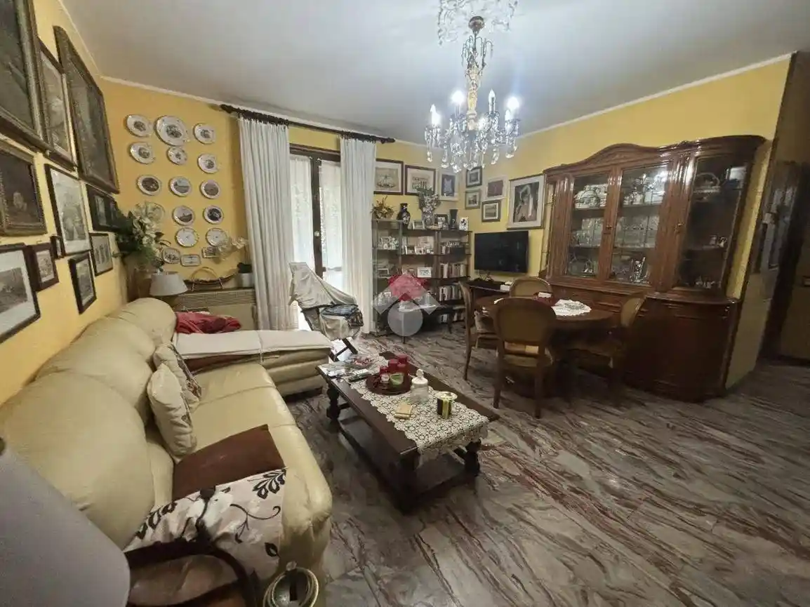 Appartamento in vendita a San Genesio ed Uniti