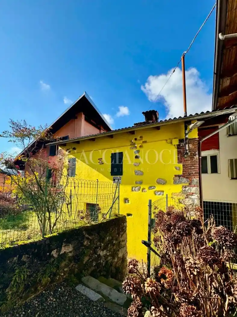 Villetta a schiera in vendita a Valdilana