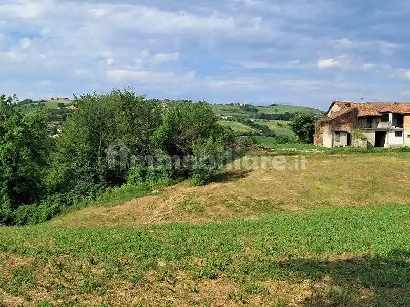 Villa in vendita a Dogliani