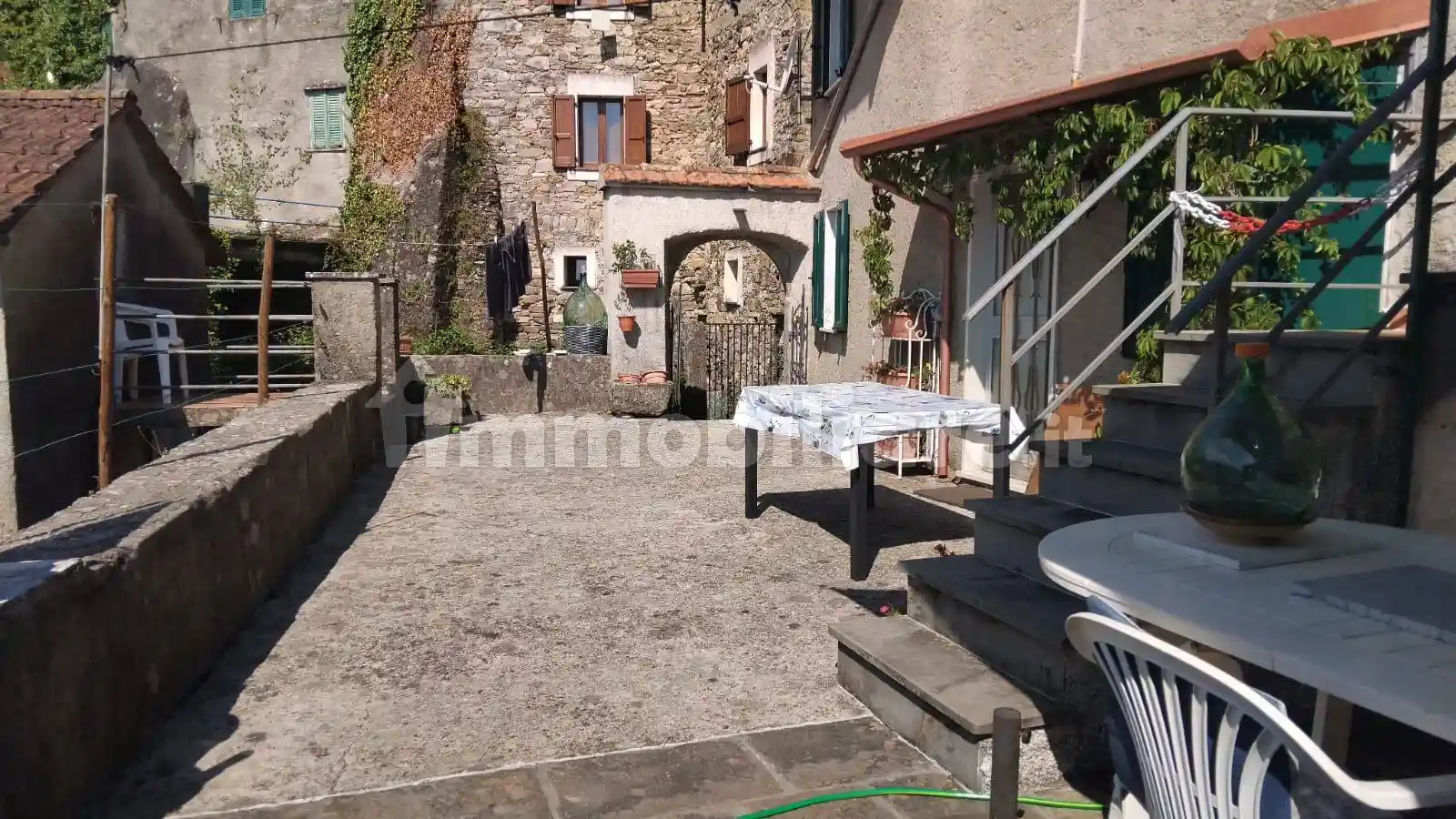 Appartamento in vendita a Tresana