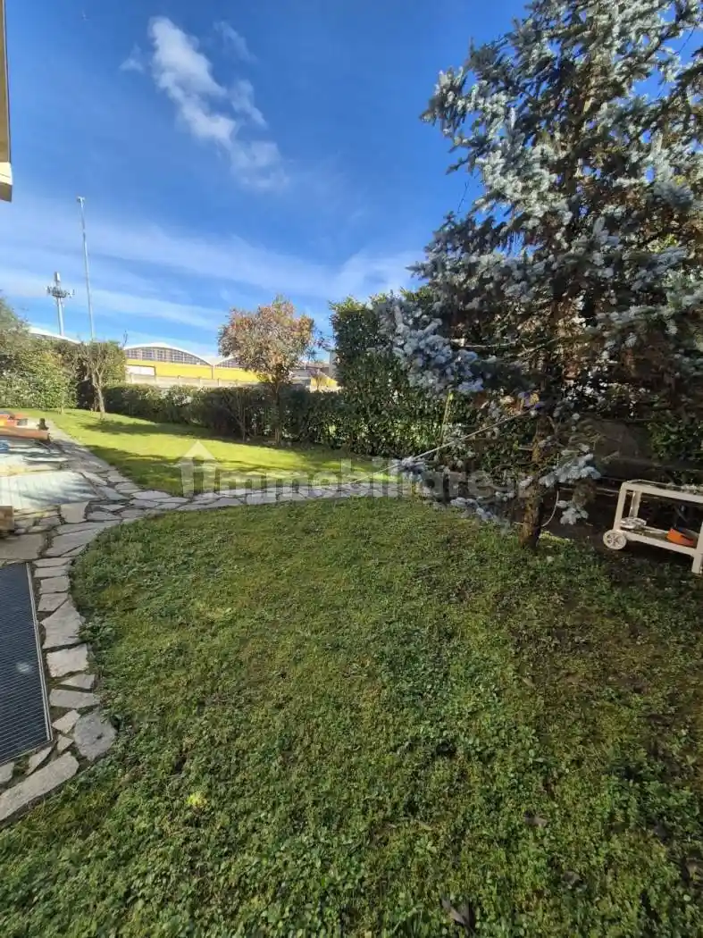 Appartamento in vendita a Pavia