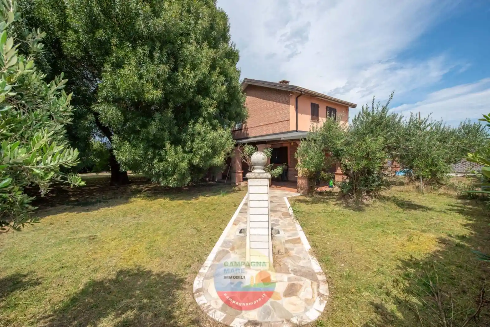 Villa in vendita a Jolanda di Savoia