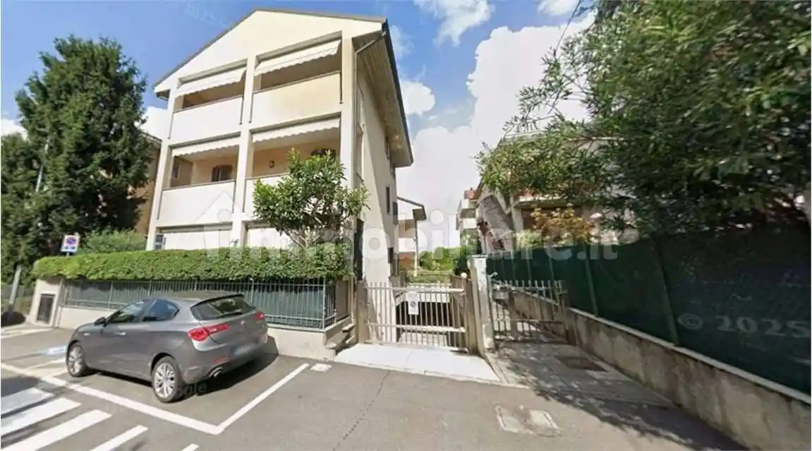 Appartamento in vendita a Bernareggio