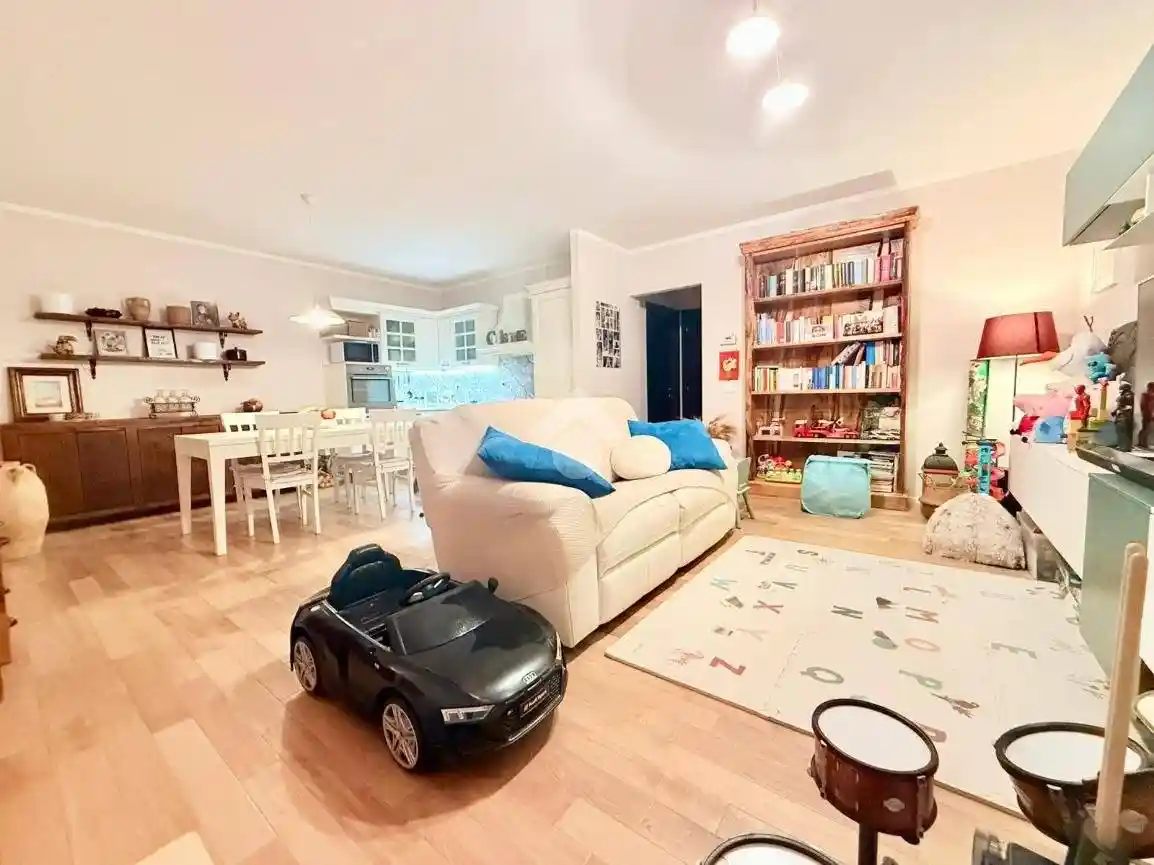 Appartamento in affitto a Reggello