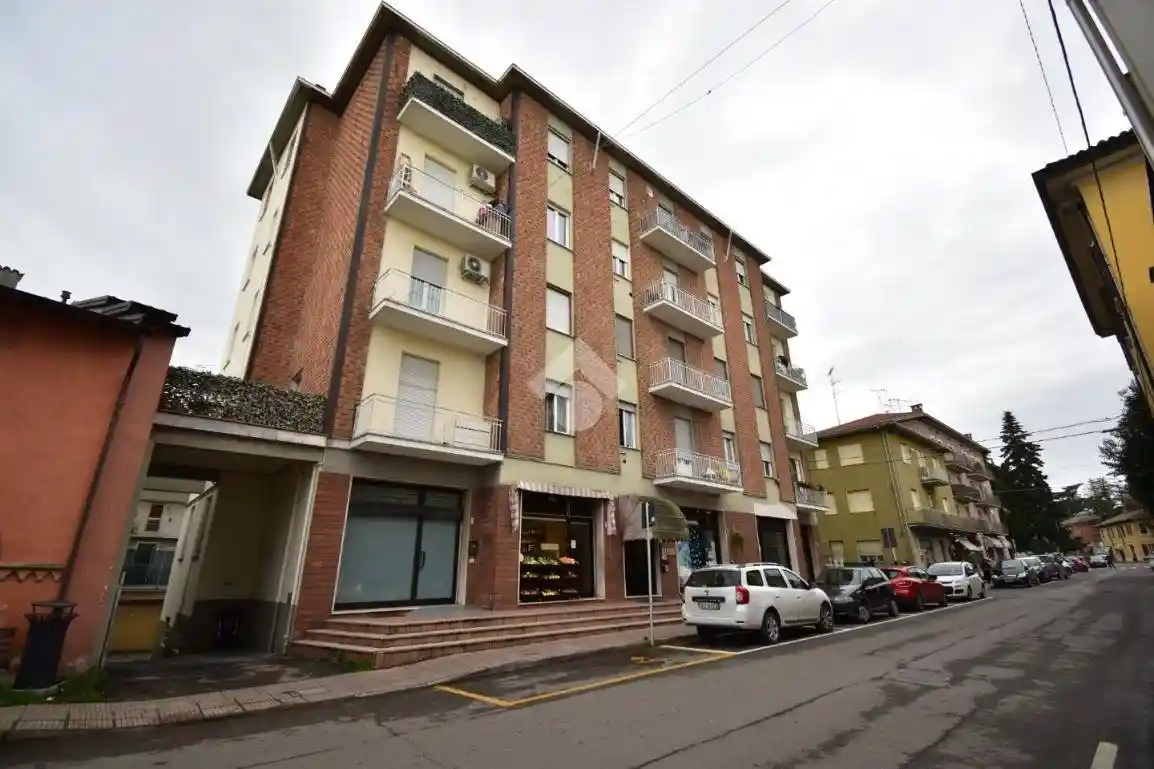 Appartamento in vendita a Felino