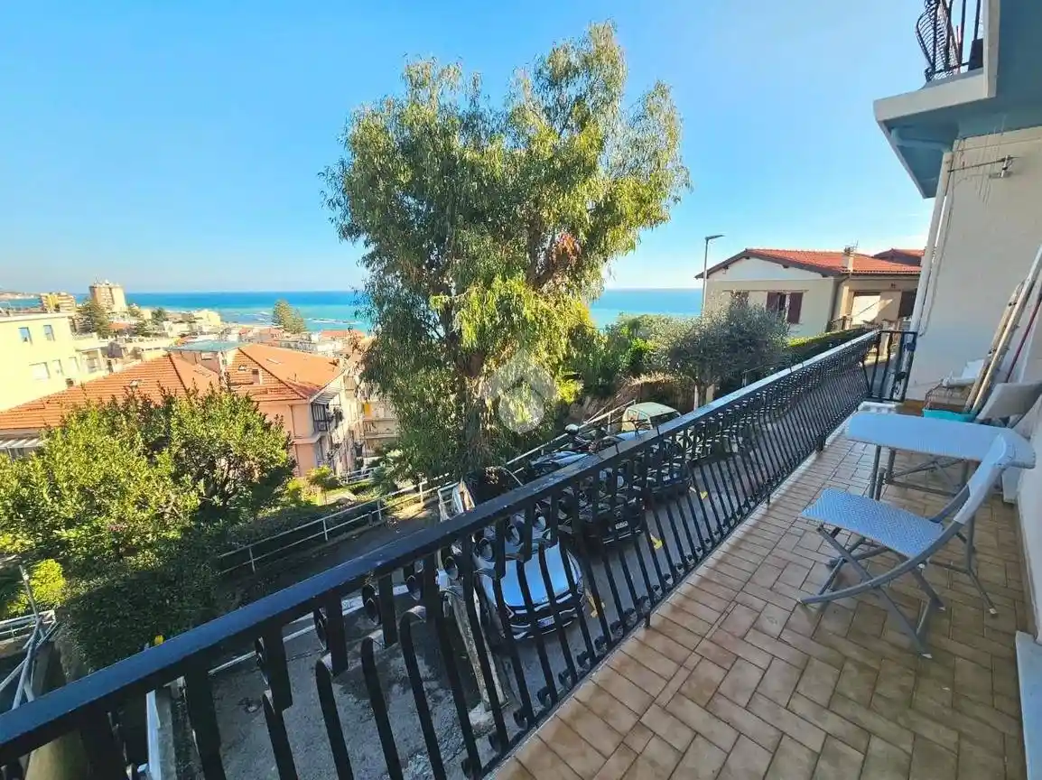 Appartamento in vendita a Taggia