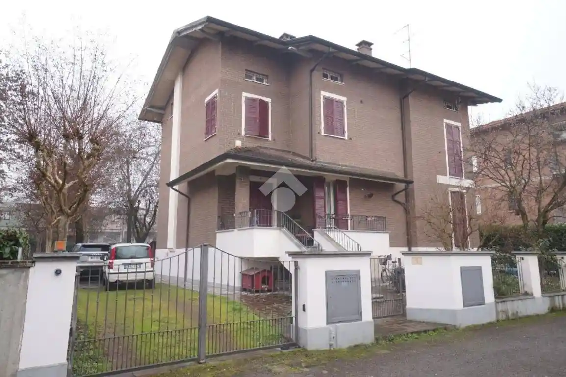 Villa in vendita a Castelnuovo Rangone