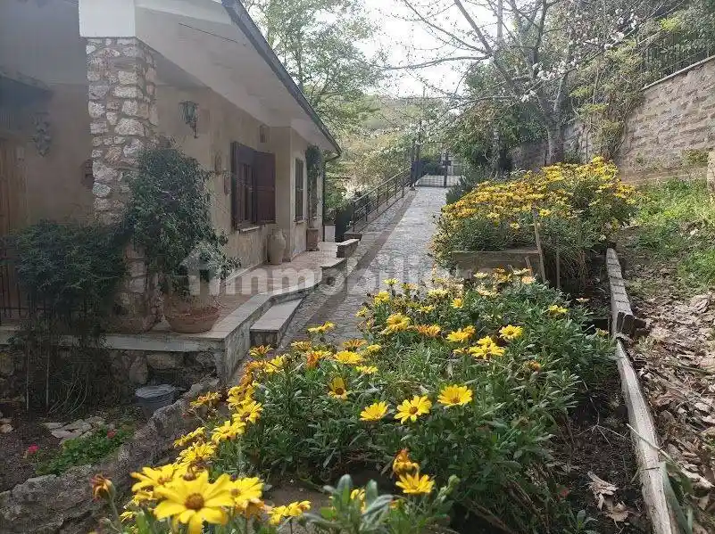 Villa in vendita a Tolfa