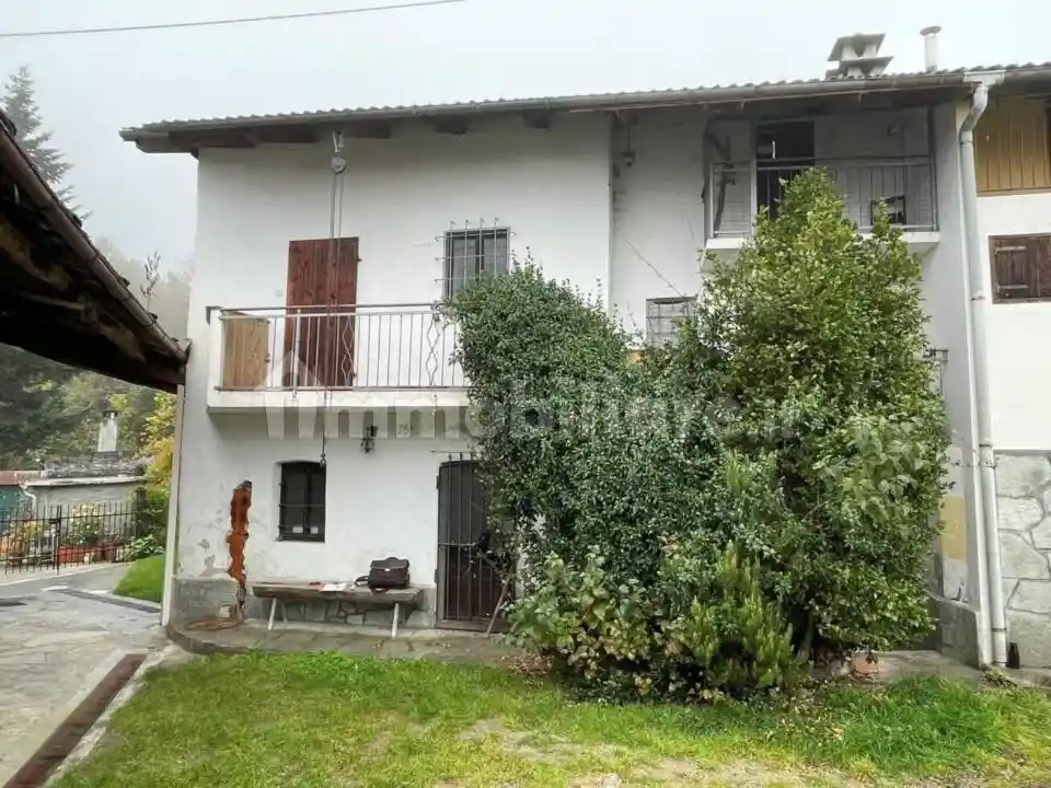 Casa indipendente in vendita a Barge