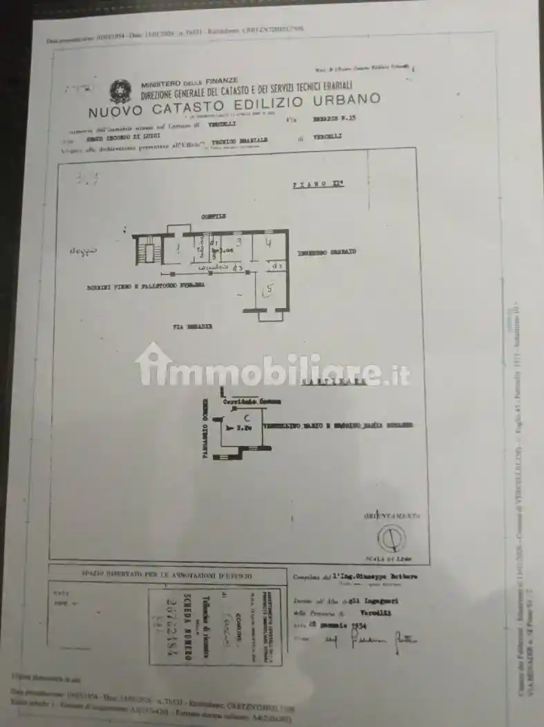 Appartamento in vendita a Vercelli