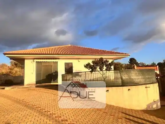 Villa in vendita a Belpasso