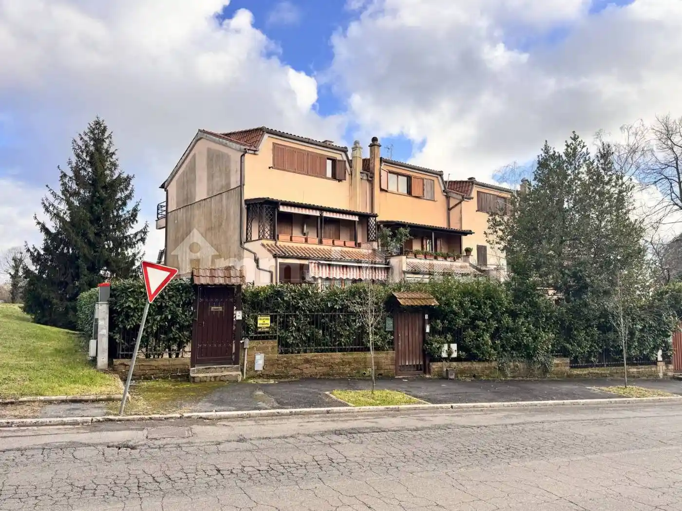 Casa indipendente in vendita a Genzano di Roma