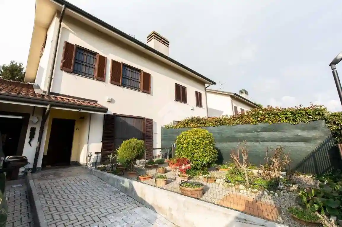 Villetta a schiera - foto 2