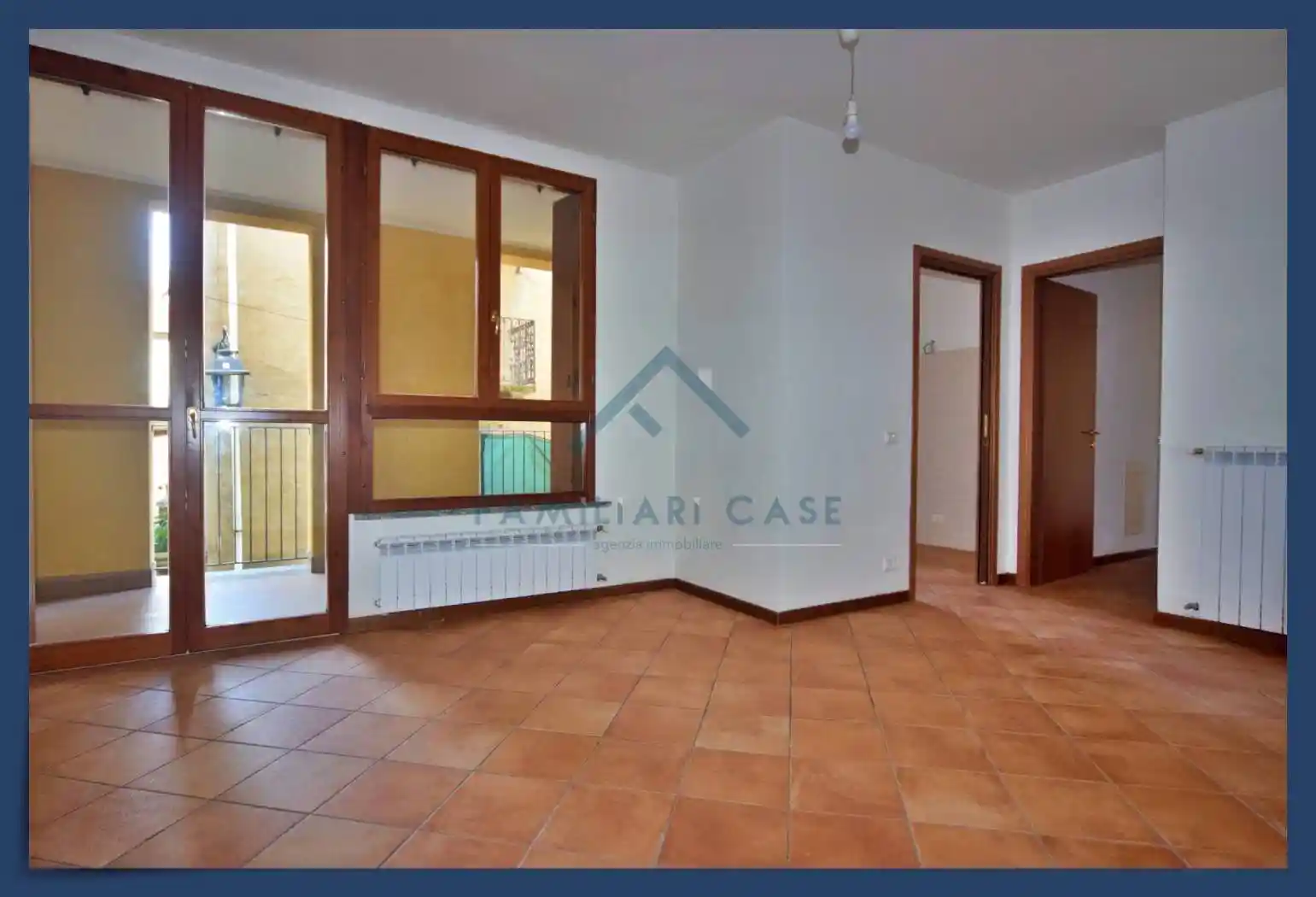 Appartamento in vendita a Gazzada Schianno