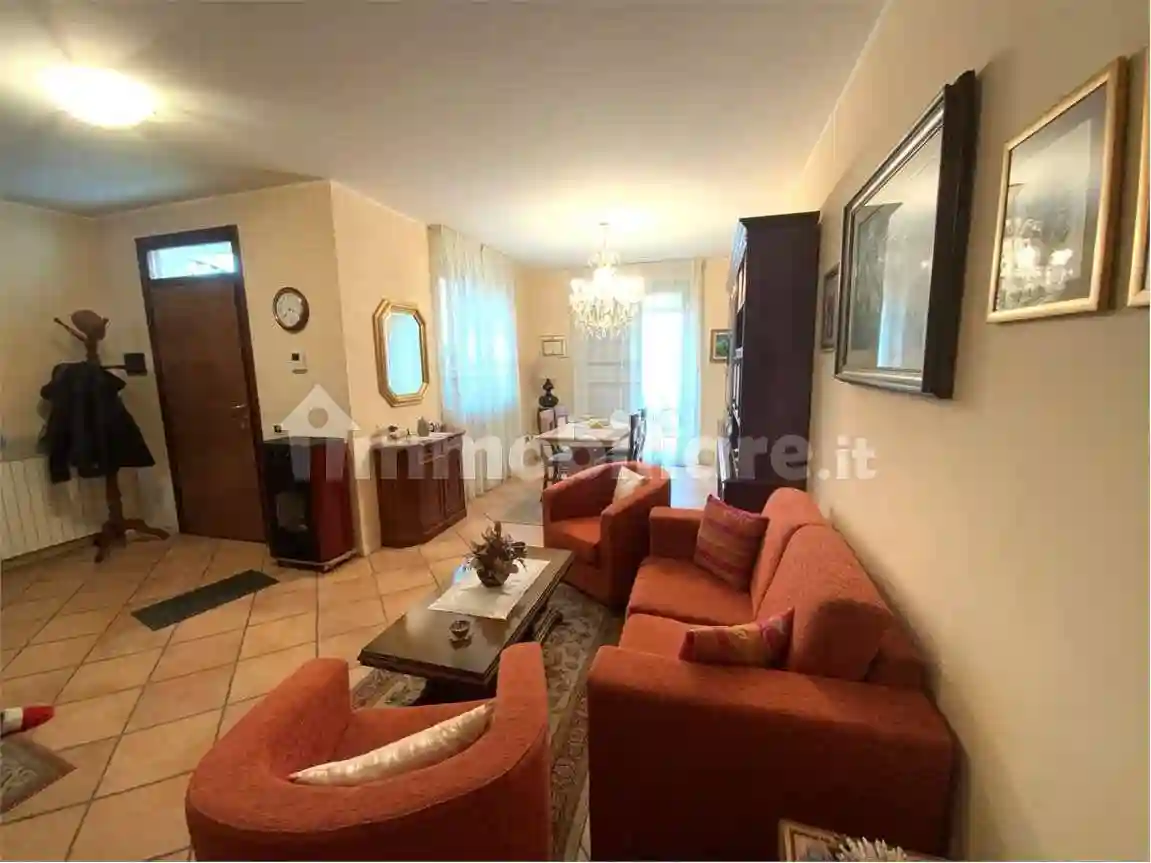 Villetta a schiera - foto 2