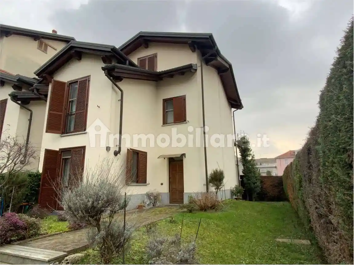 Villetta a schiera in vendita a Novara