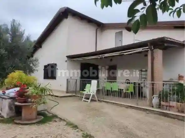 Villetta a schiera - foto 2