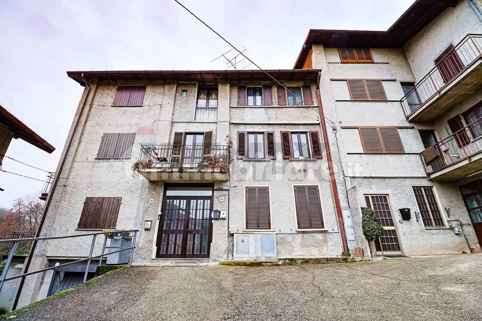 Appartamento in vendita a Laveno-Mombello