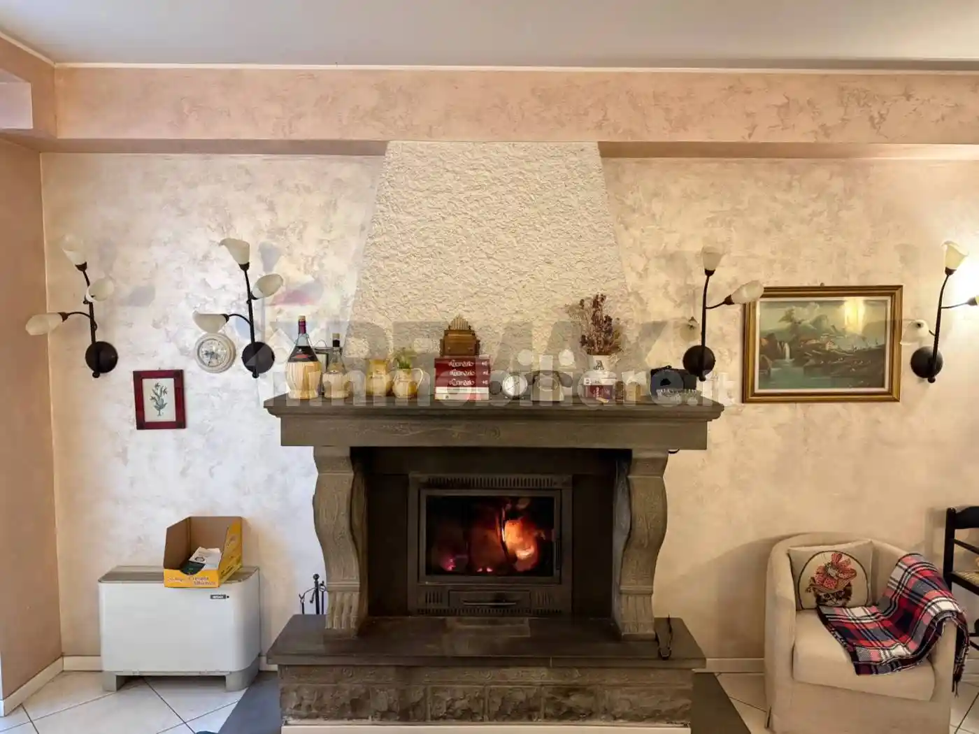 Palazzo - Edificio in vendita a Airuno