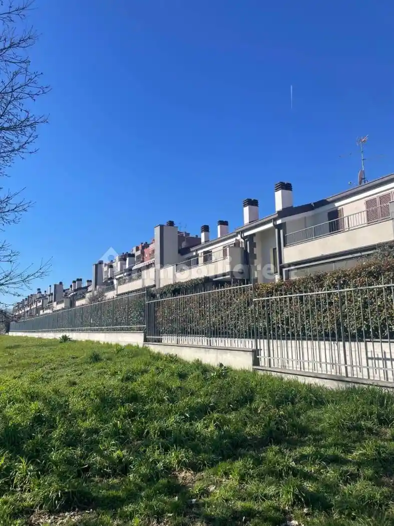 Appartamento in affitto a Rozzano