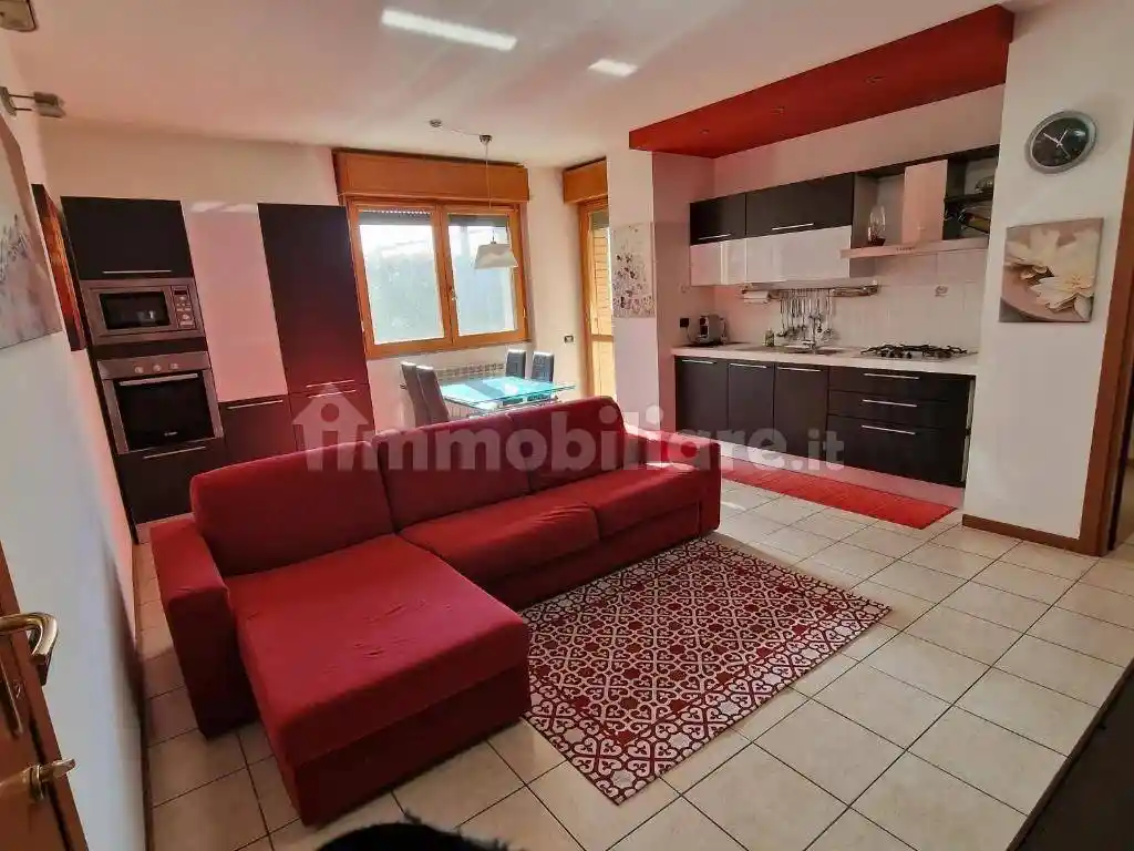 Appartamento in affitto a Rho