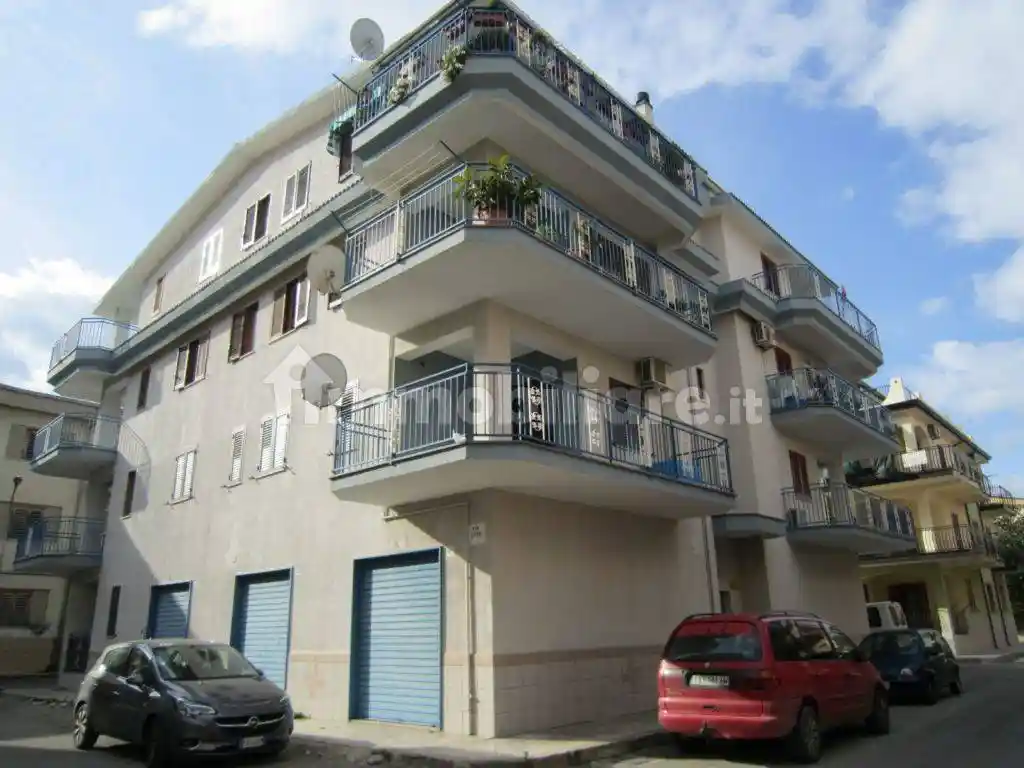 Appartamento in affitto a Corigliano-Rossano