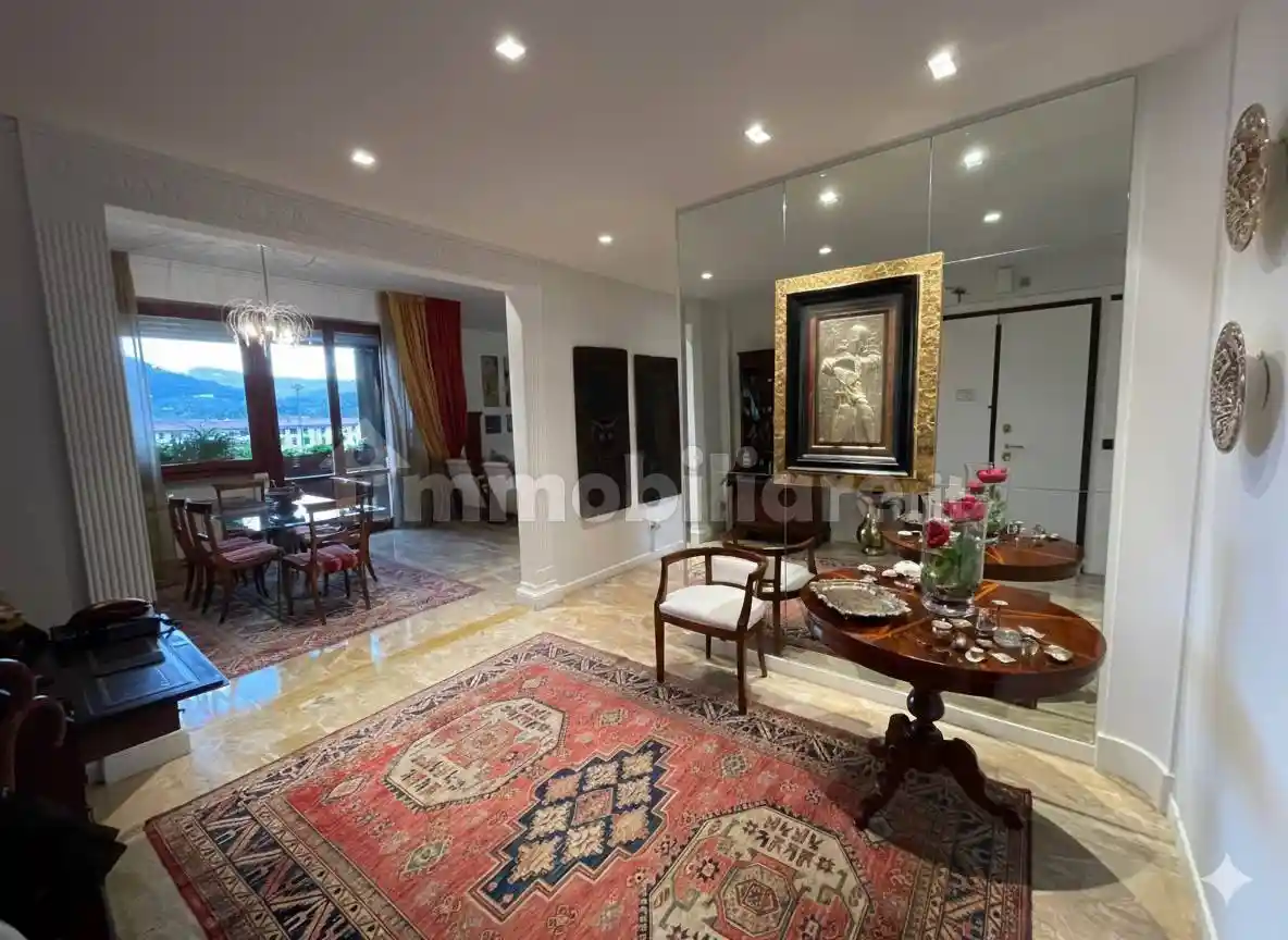 Appartamento in vendita a Firenze