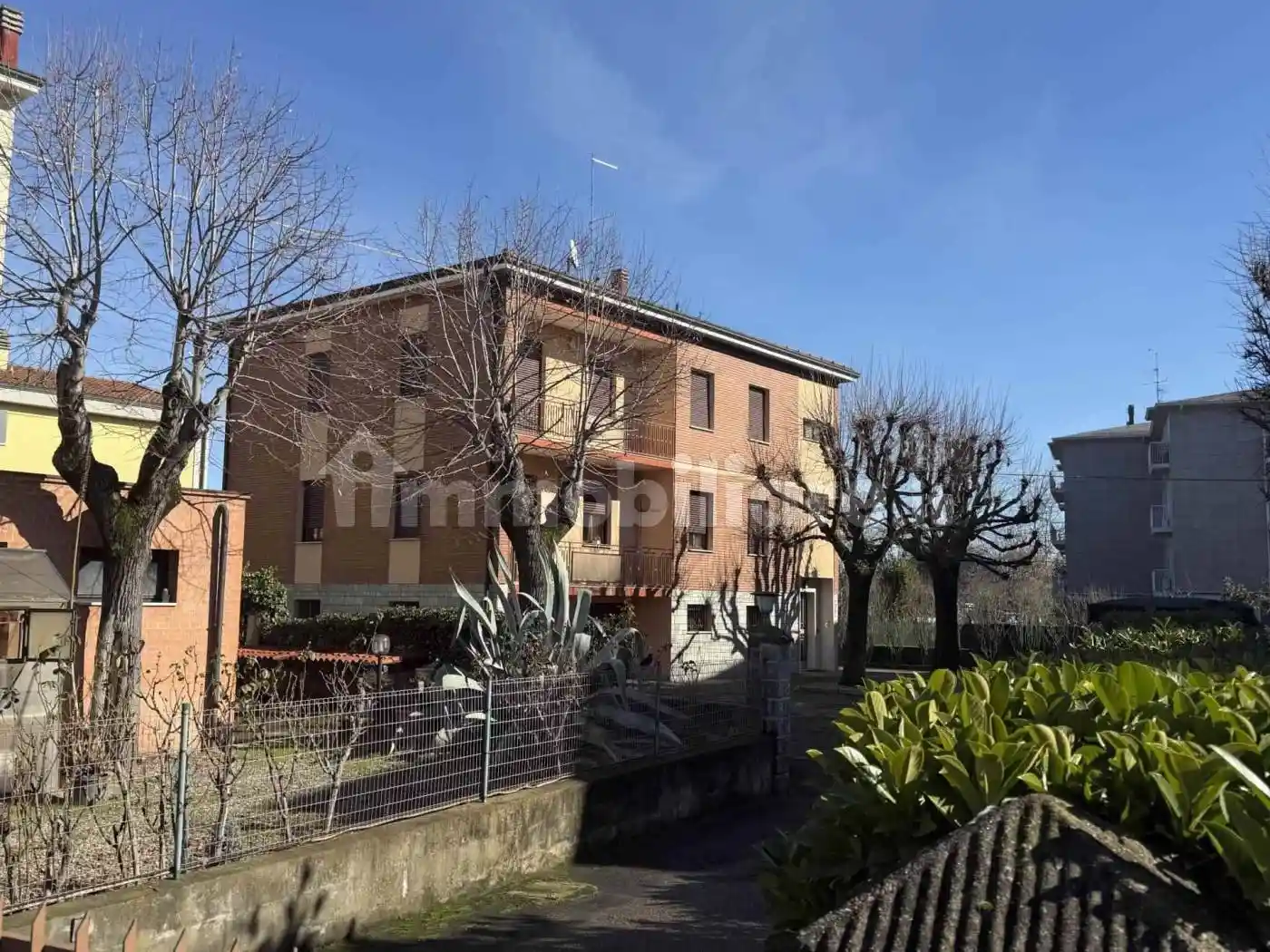 Casa indipendente in vendita a Modena