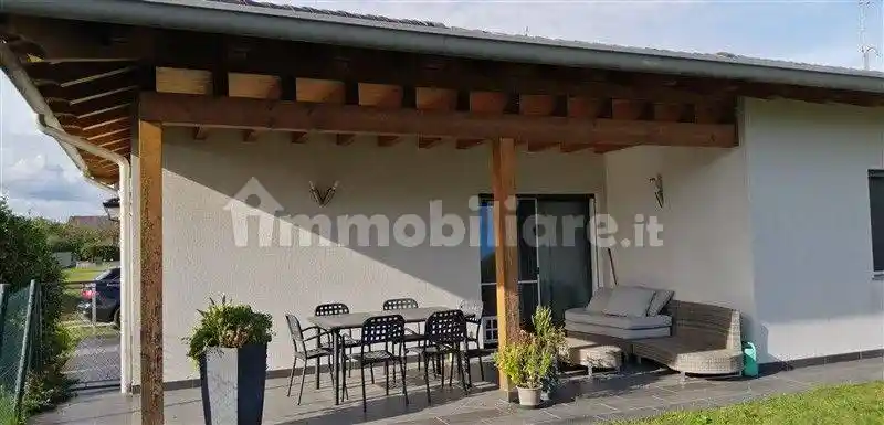 Villa in vendita a Gonars