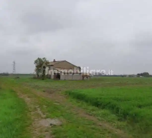 Rustico - Casale in vendita a Ravenna