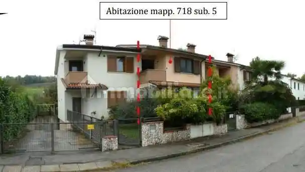 Villetta a schiera in vendita a Montecchio Precalcino