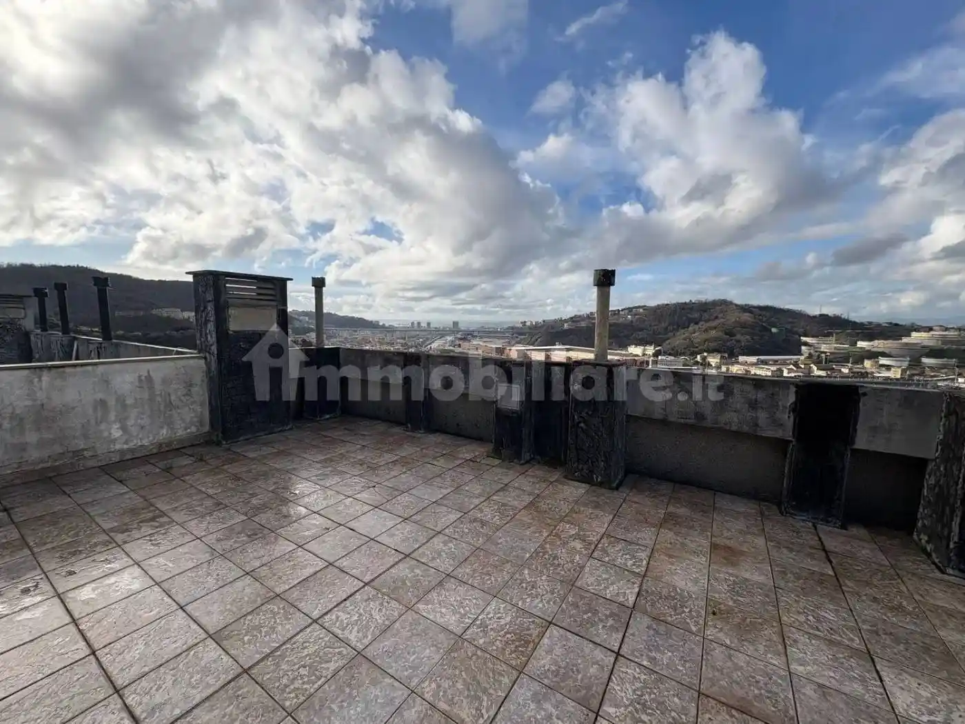 Appartamento in vendita a Genova