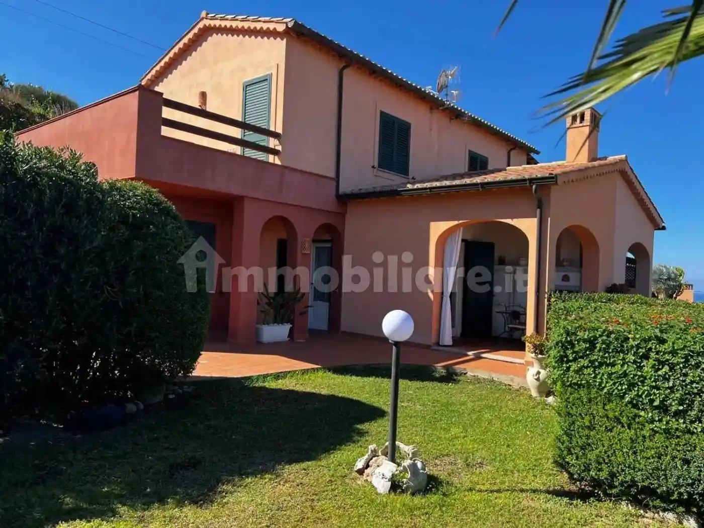 Villa in vendita a Zambrone