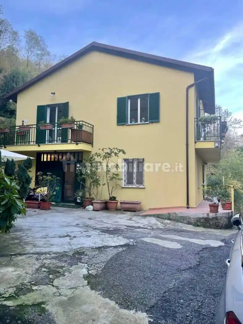 Villa in vendita a Ceranesi