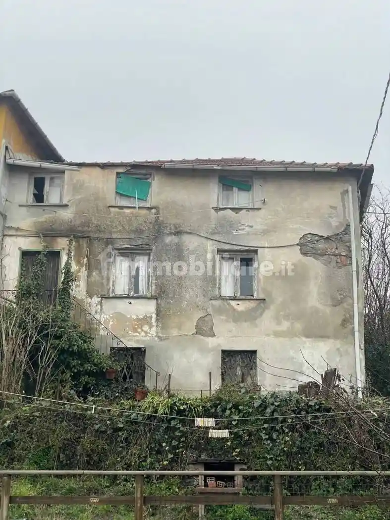 Rustico - Casale in vendita a Mignanego