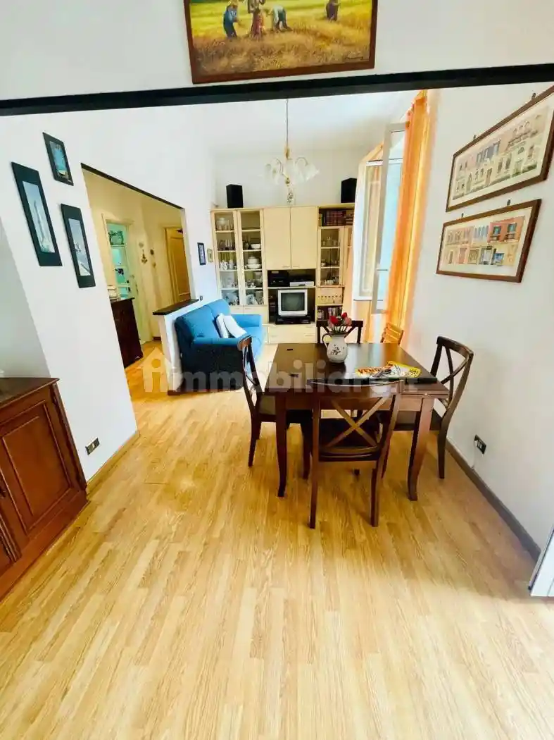 Appartamento in vendita a Genova