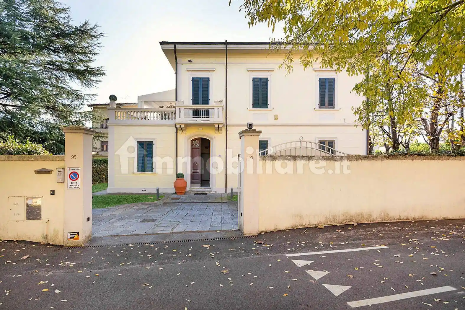 Villa in vendita a Pisa
