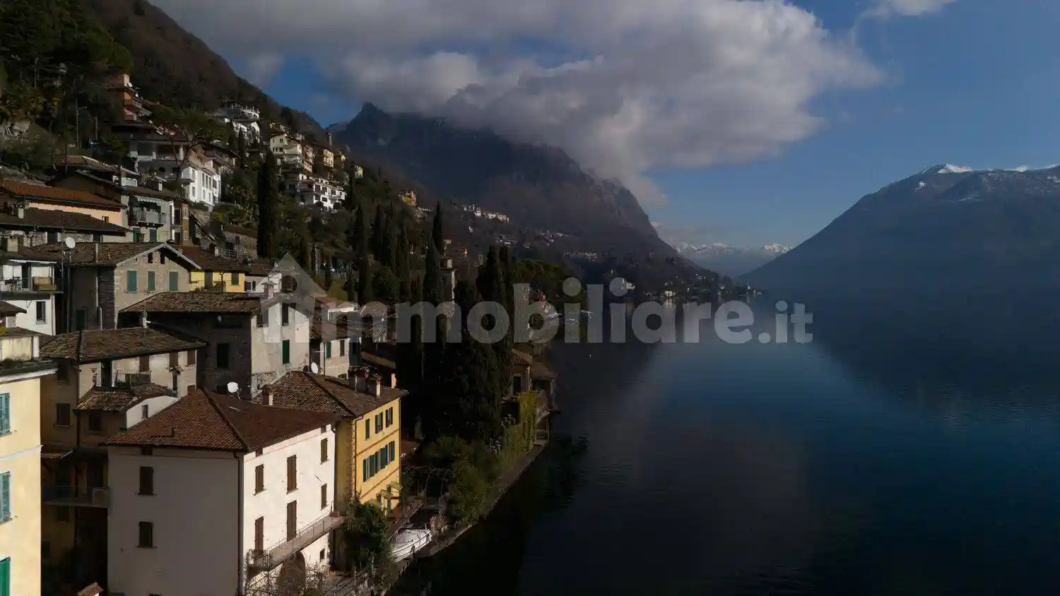 Appartamento in affitto a Valsolda