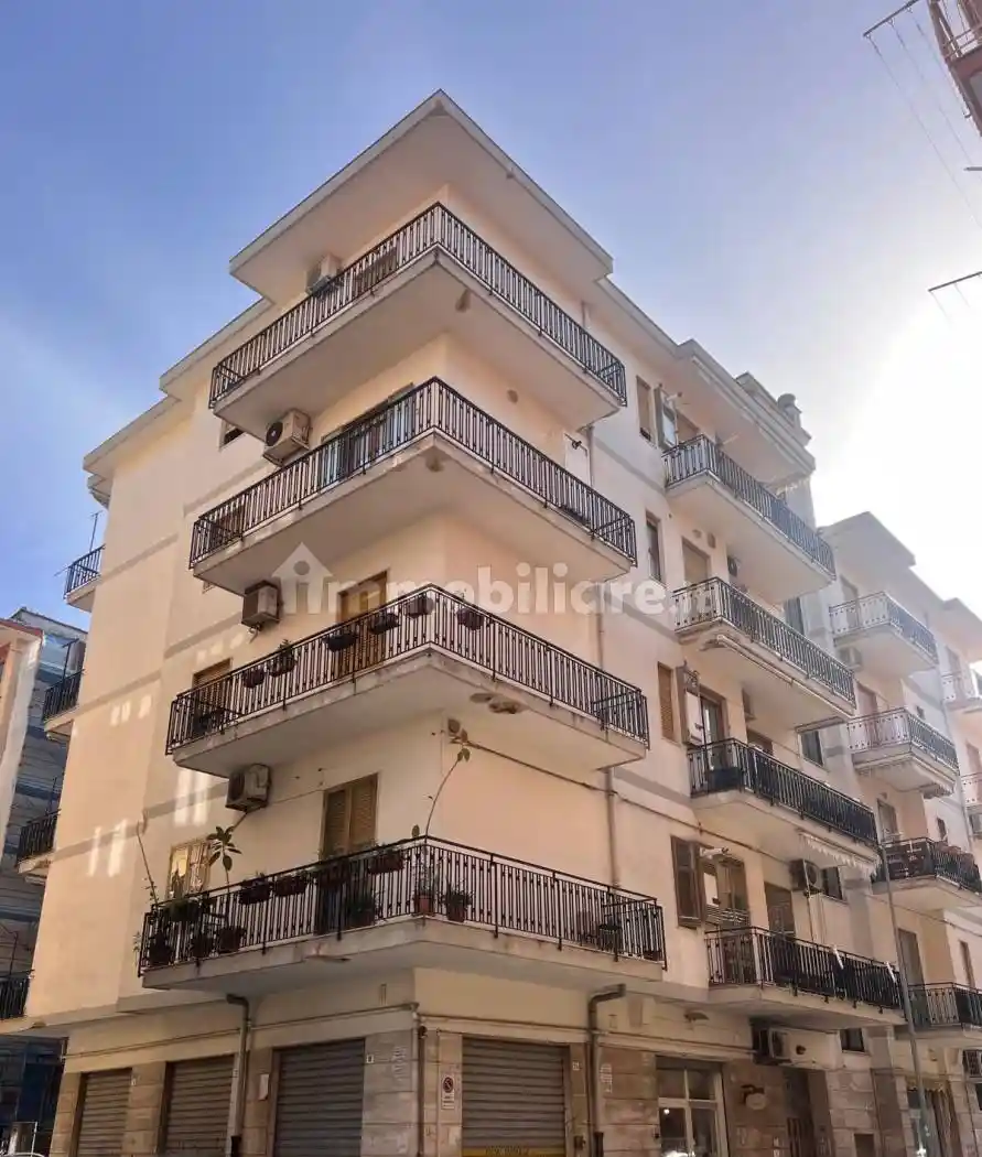 Appartamento in vendita a Salerno