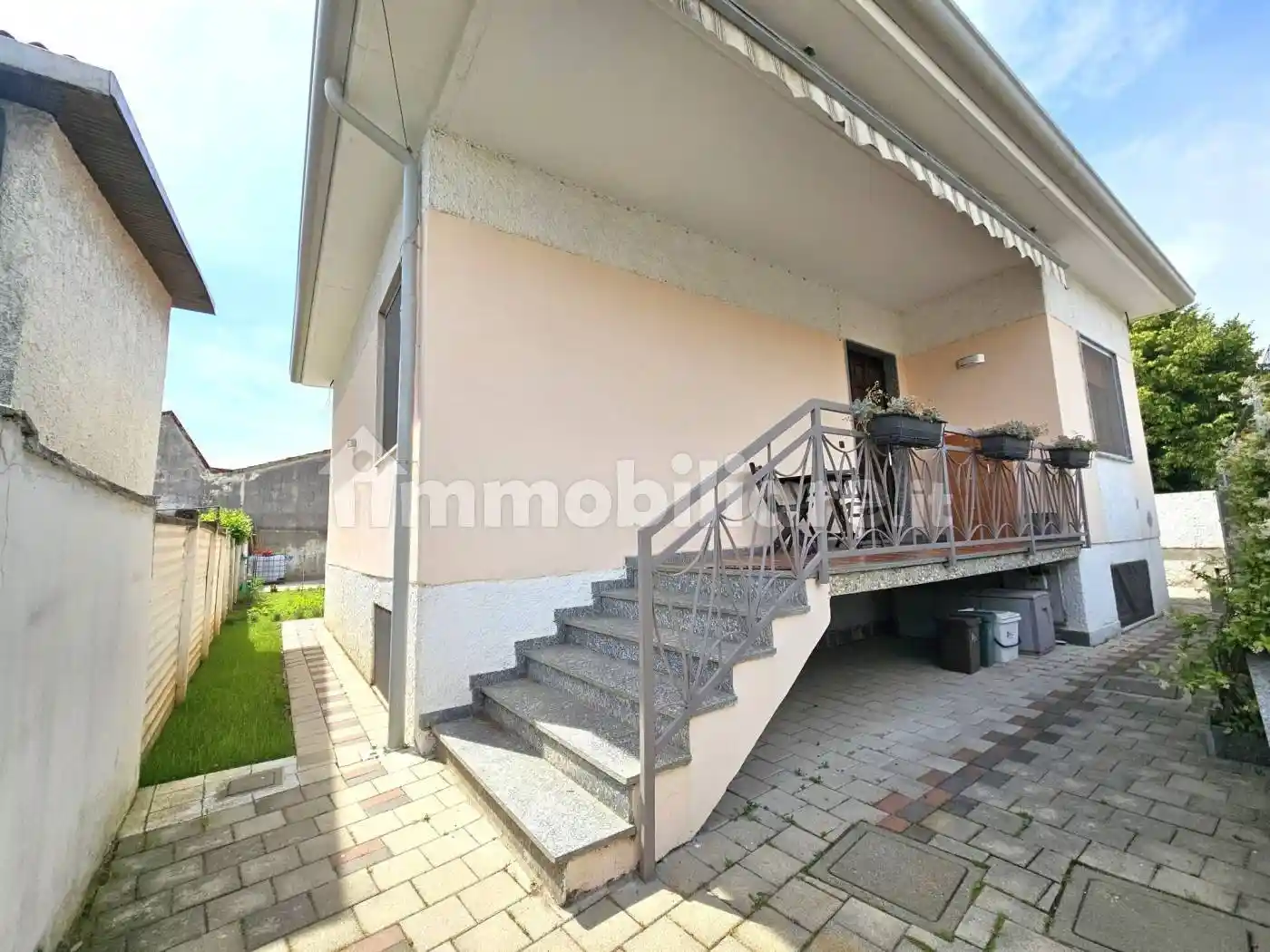 Villa in vendita a Arconate