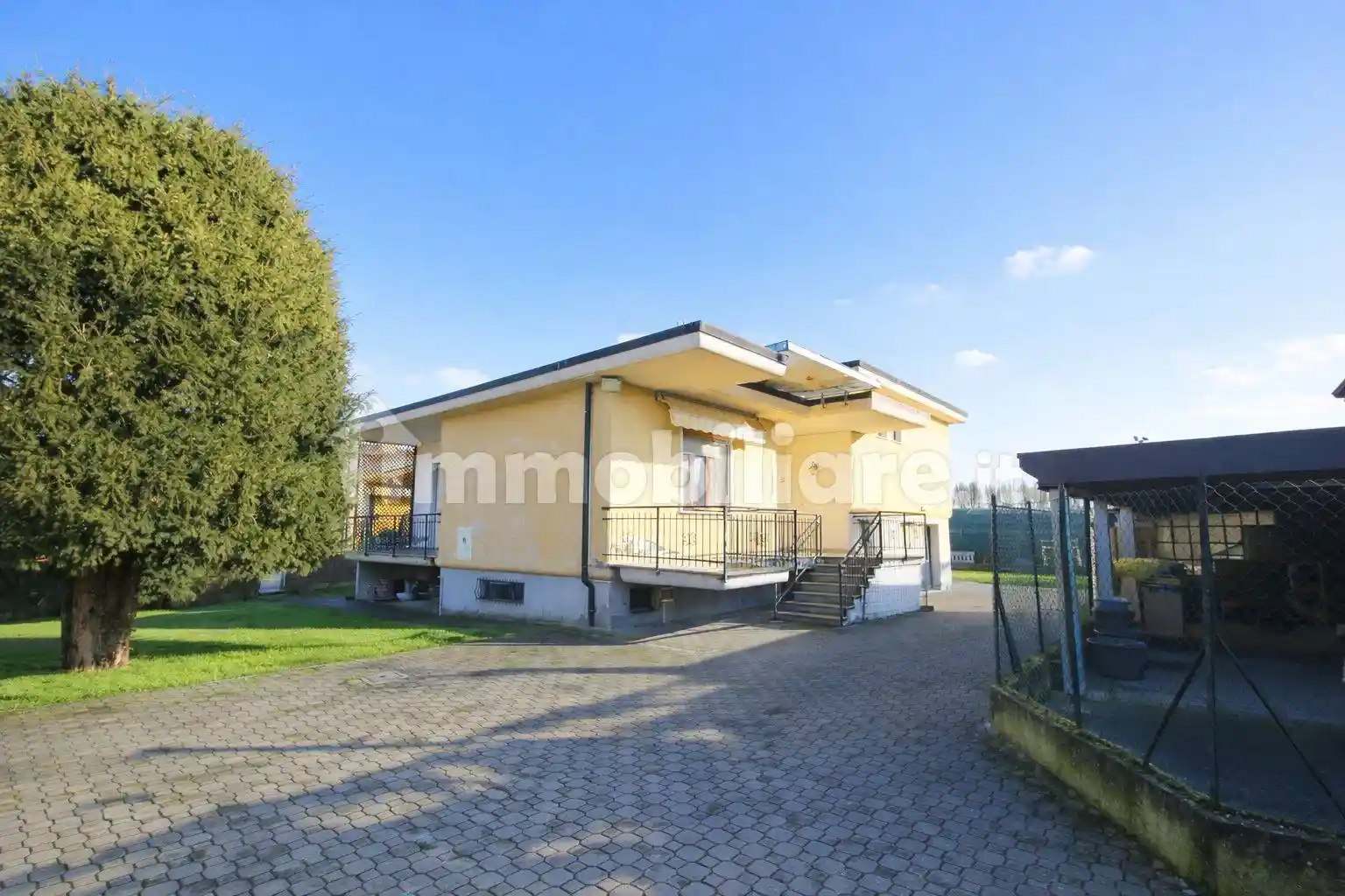 Villa in vendita a Sergnano